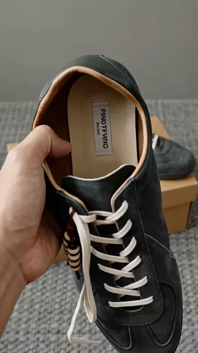 Detail demo ecommerce UGC ad example